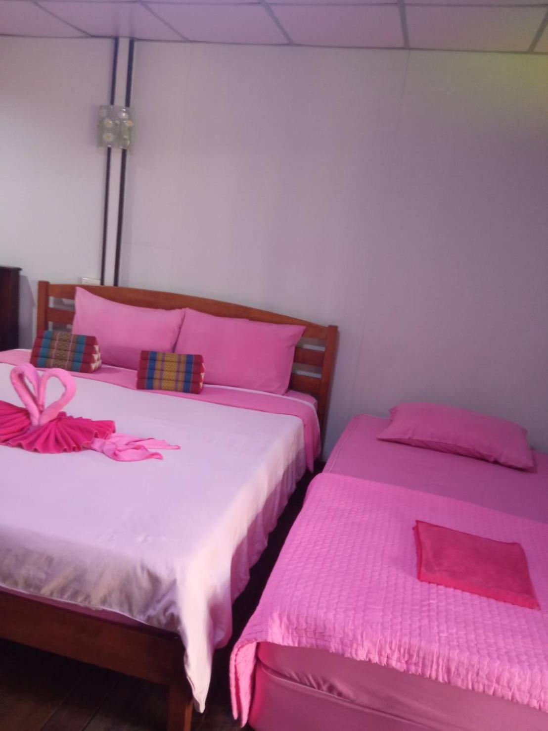 Baan Ing Suan Hotel Amphava Szoba fotó