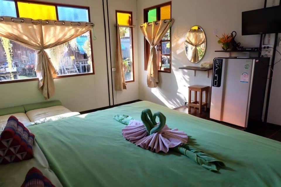 Baan Ing Suan Hotel Amphava Kültér fotó